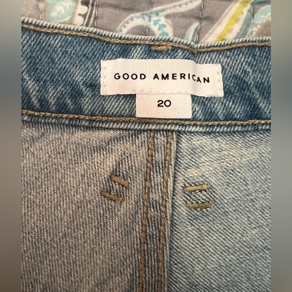 Women’s Good American 90s 650 Blue Denim Shorts Size 20 - Picture 3 of 6